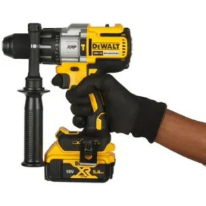 DeWalt 18V XR XRP Brushless schroef-/klopboormachine 2x 5,0 Ah