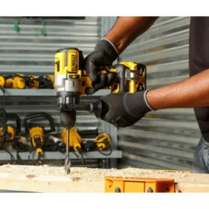 DeWalt 18V XR XRP Brushless schroef-/klopboormachine 2x 5,0 Ah