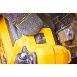 DeWalt DCN930N-XJ constructietacker 18V 33°